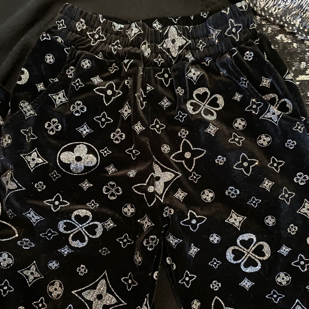 Jogging Set - image 4